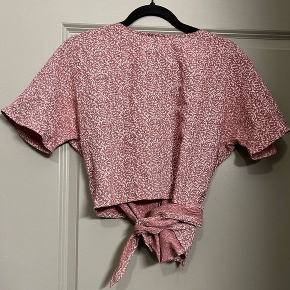 Princess Polly Pink Floral Wrap/Tie Jazzly Top - Picture 5 of 8